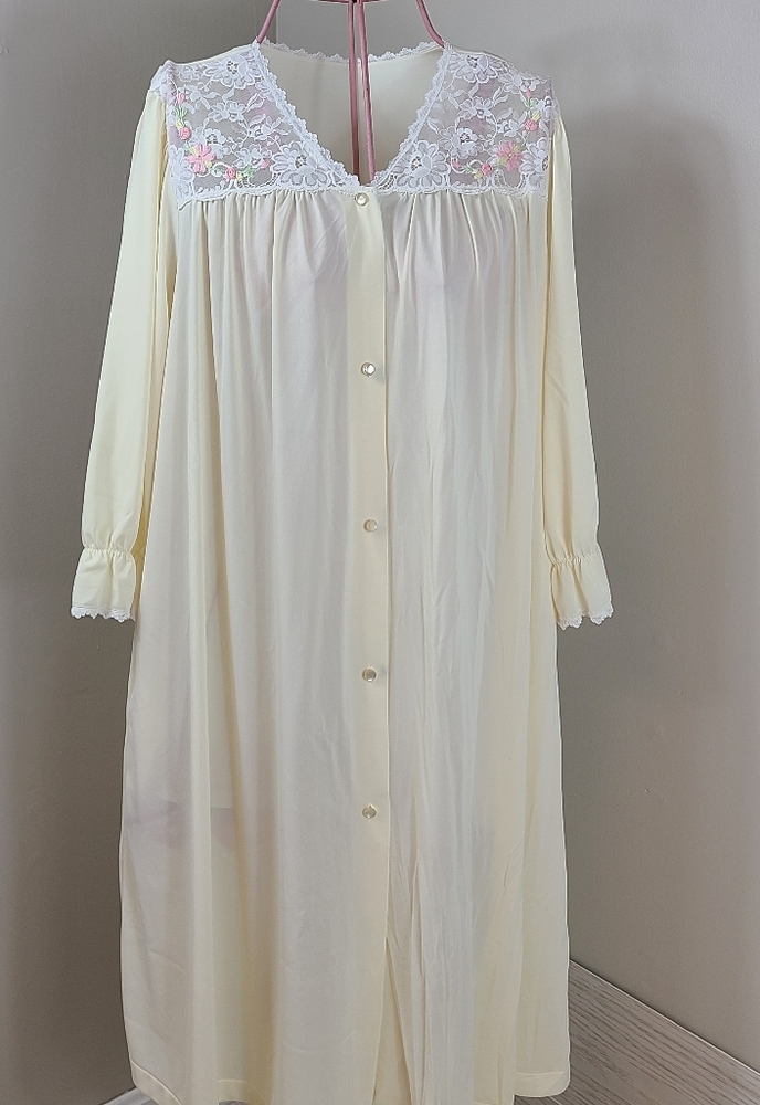 Vintage Yellow Robe Floral Size Medium Nylon Babydoll
